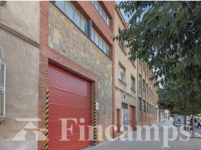 Nave industrial en Alquiler en Can Feu