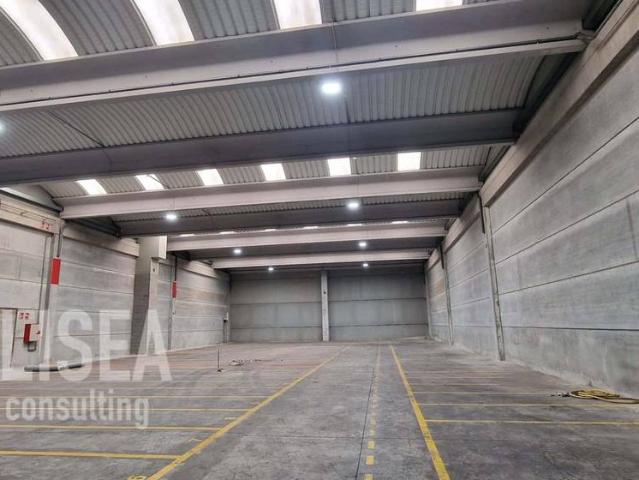 Nave industrial en Alquiler en Can Parellada