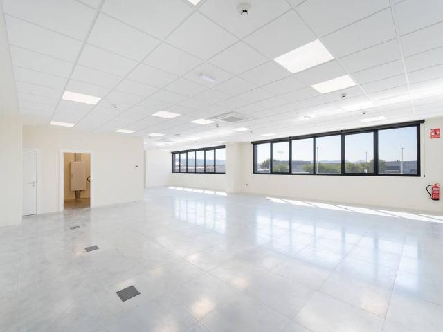 Nave industrial en Alquiler en Can Rial