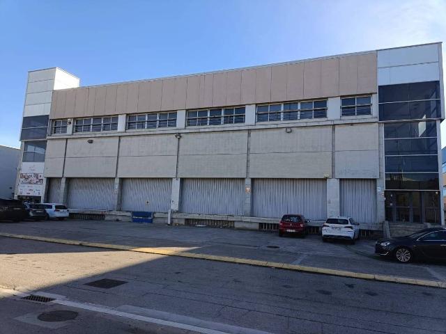 Nave industrial en Alquiler en Can Serra