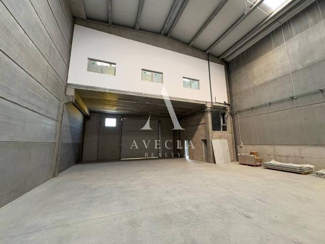 Nave industrial en Alquiler en Can Vinyals