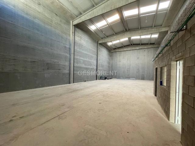 Nave industrial en Alquiler en Can Vinyals