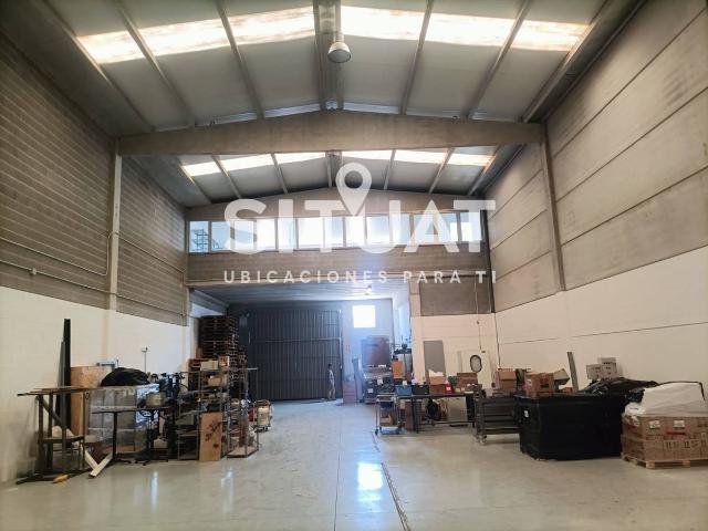 Nave industrial en Alquiler en Can Vinyals
