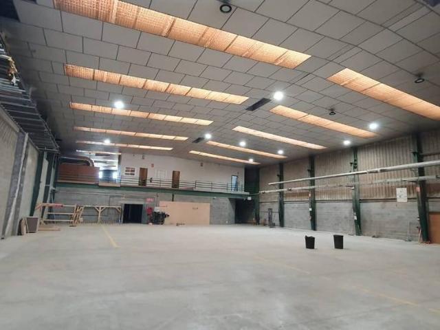 Nave industrial en Alquiler en Can Vinyals