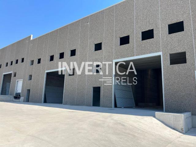 Nave industrial en Alquiler en Can Vinyals