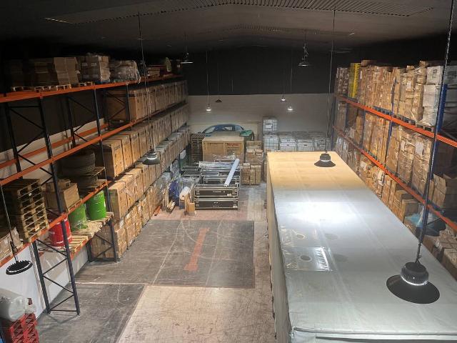 Nave industrial en Alquiler en Can Vinyals