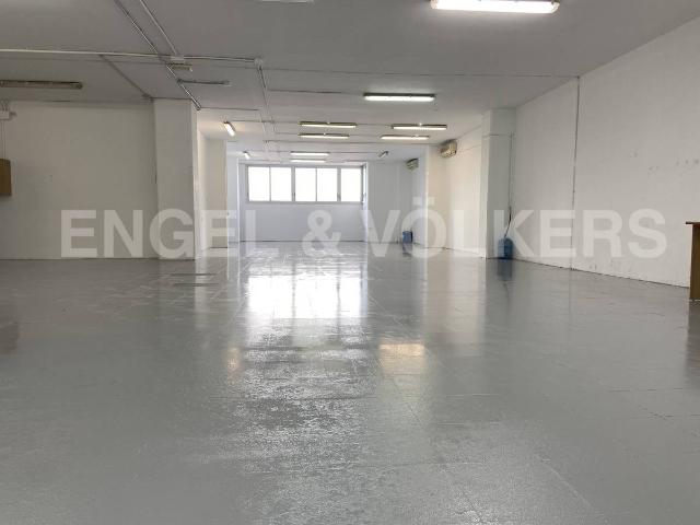 Nave industrial en Alquiler en Centre