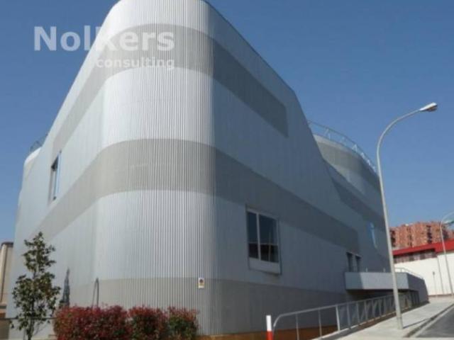 Nave industrial en Alquiler en Centre