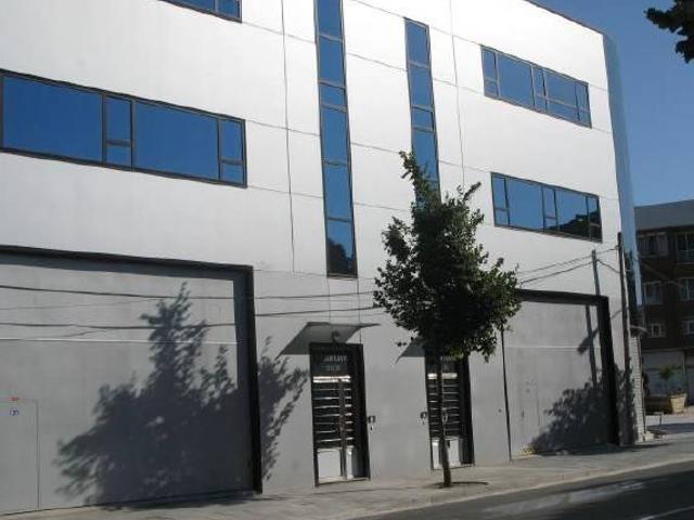 Nave industrial en Alquiler en Centre