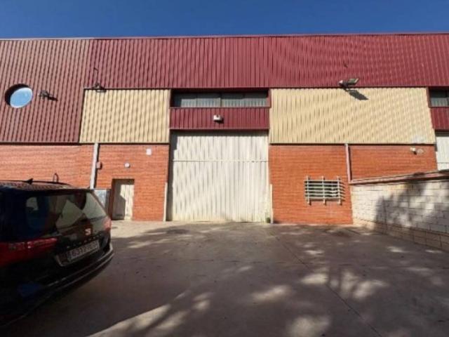 Nave industrial en Alquiler en Centre