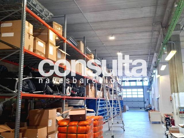 Nave industrial en Alquiler en Centre