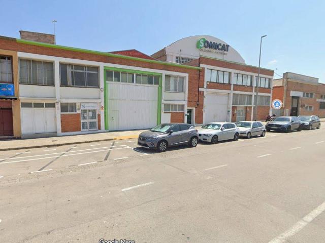 Nave industrial en Alquiler en Centre