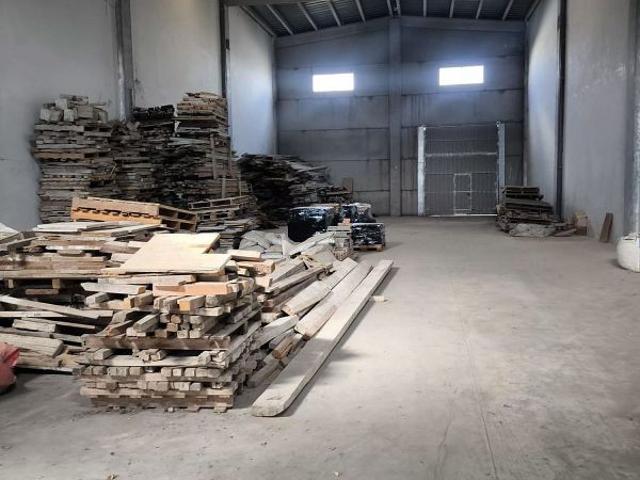 Nave industrial en alquiler en Cervera, de 440 m² 1 habitación por 1.000