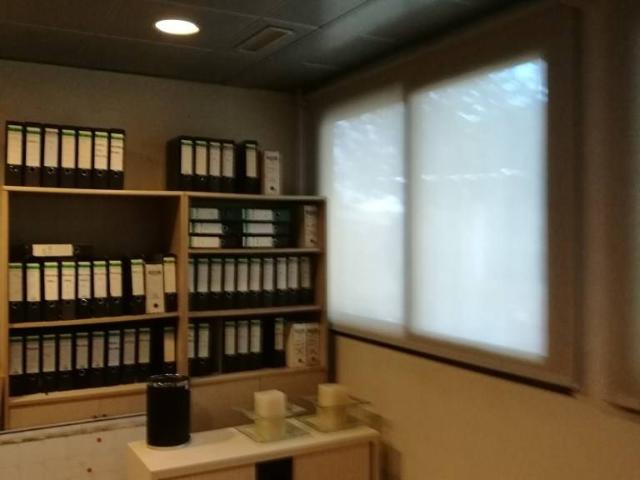 Nave industrial en Alquiler en Almeda El Corte Inglés