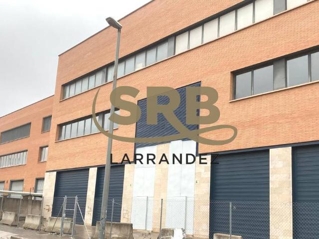 Nave industrial en Alquiler en Almeda El Corte Inglés