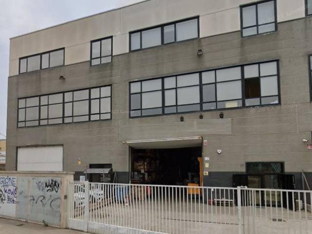 Nave industrial en Alquiler en Almeda El Corte Inglés
