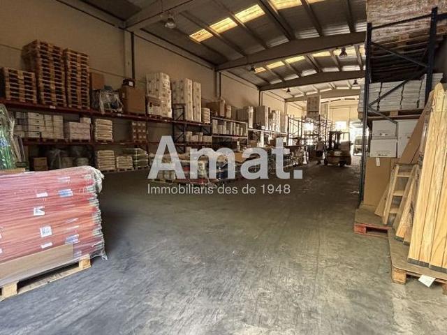 Nave industrial en alquiler en avenida De la Llana, Rubí, de 510 m² por 2.950