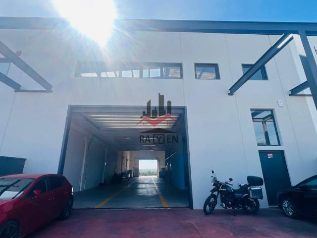 Nave industrial en Alquiler en Avinyonet de Puigventós