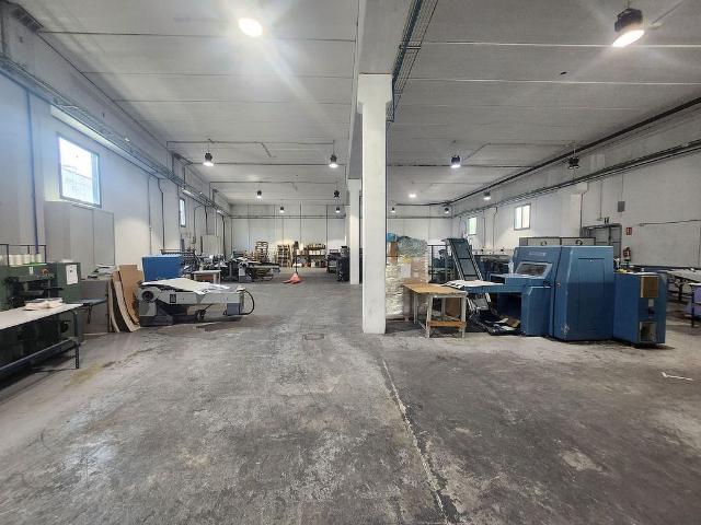 Nave industrial en alquiler en Gavà, de 2.400 m² 2 habitaciones por 11.000