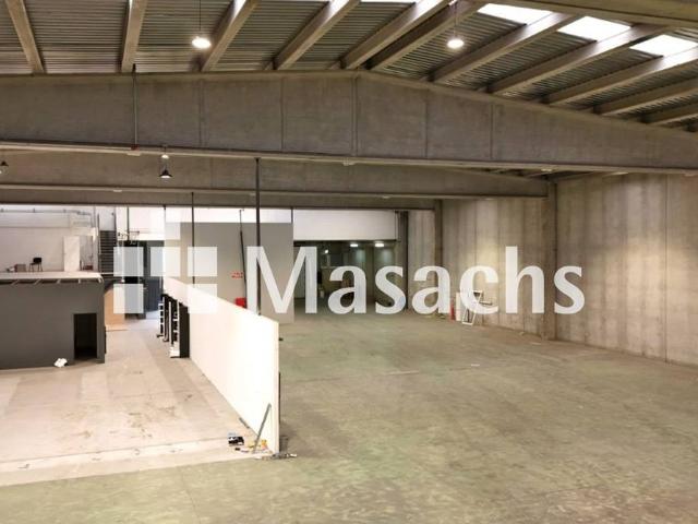 Nave industrial en Alquiler en Gràcia