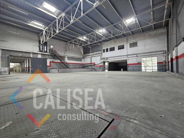 Nave industrial en Alquiler en Gràcia