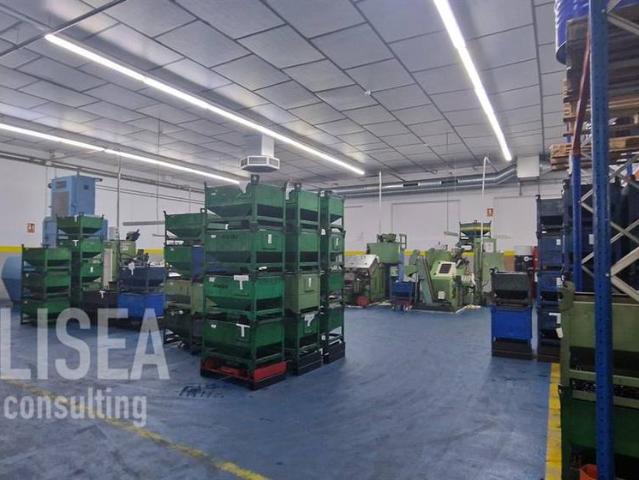 Nave industrial en Alquiler en Gràcia