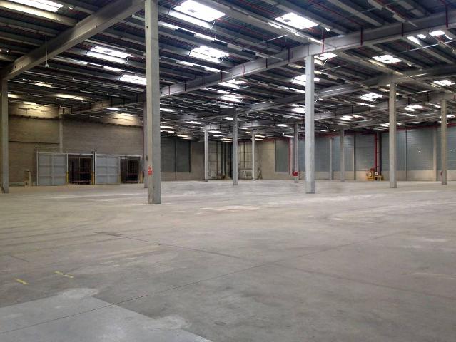 Nave industrial en Alquiler en Granvia LH