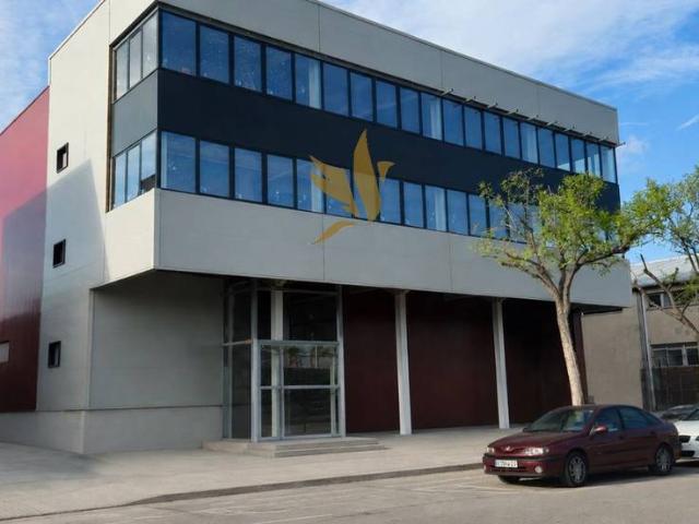 Nave industrial en Alquiler en Granvia LH