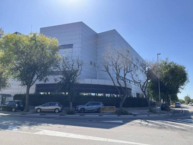 Nave industrial en Alquiler en Granvia LH
