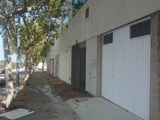 Nave industrial en Alquiler en Grau Quintanes