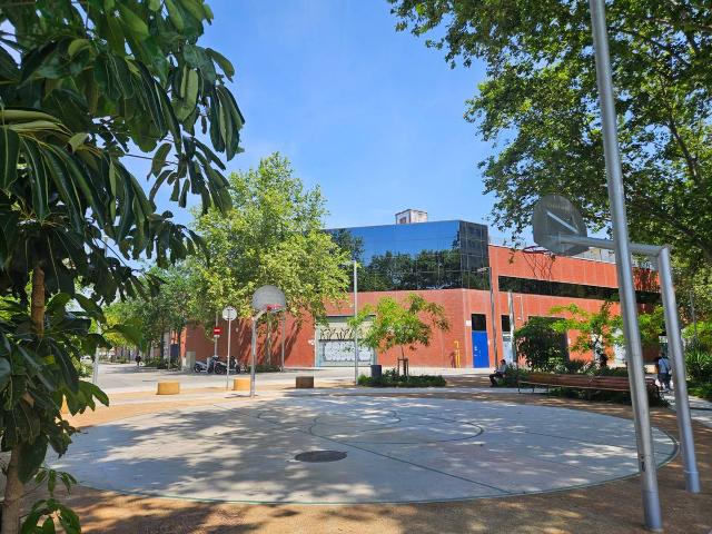 Nave industrial en Alquiler en El Besós i el Maresme