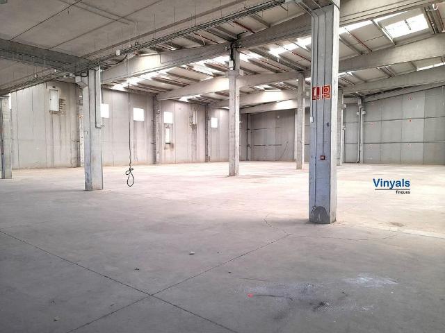 Nave industrial en alquiler en Fogars de la Selva, de 2.449 m² por 10.000