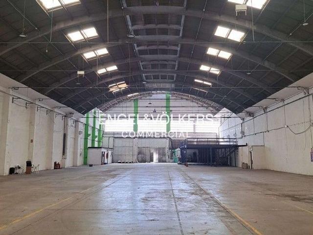 Nave industrial en alquiler en Hospitalet de Llobregat, L´, de 3.000 m² por 21.000