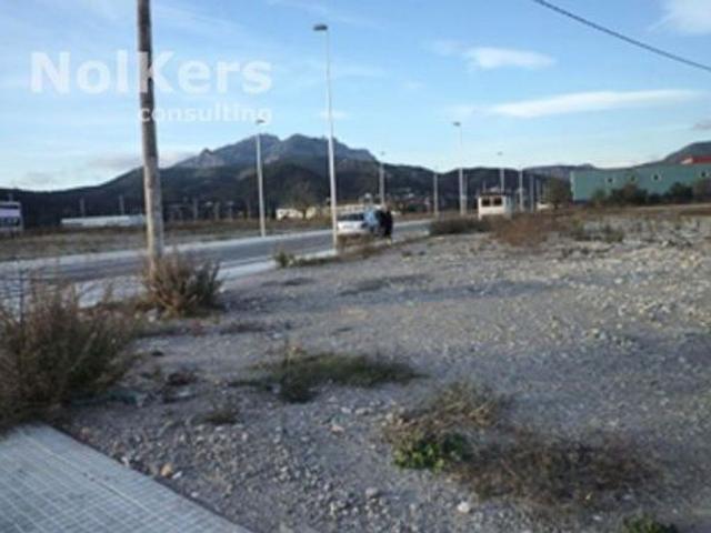 Nave industrial en alquiler en Olesa de Montserrat, de 1.331 m² 1 habitación por 7.321