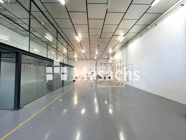 Nave industrial en Alquiler en La Balconada Cal Gravat