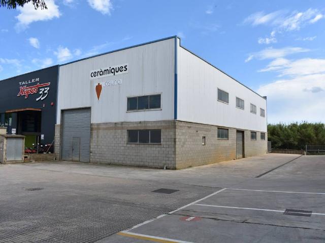 Nave industrial en Alquiler en La Bisbal d'Empordà