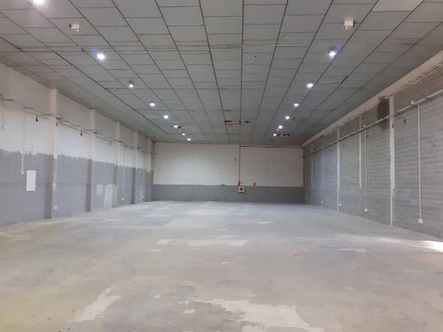 Nave industrial en Alquiler en La Verneda i la Pau