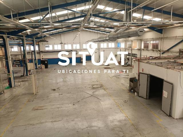 Nave industrial en Alquiler en Les Planes