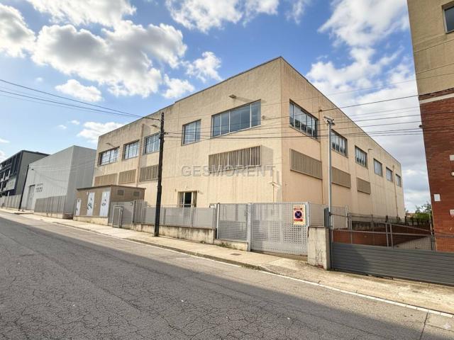 Nave industrial en Alquiler en Les Planes