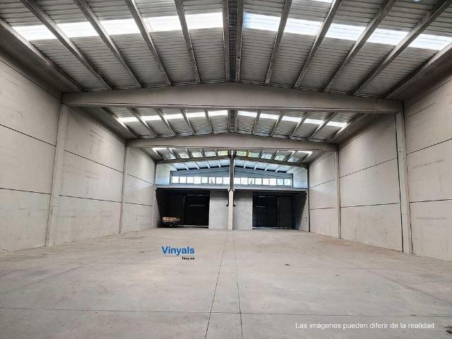 Nave industrial en alquiler en Llagosta, La, de 2.199 m² por 14.300