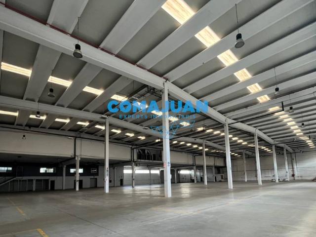 Nave industrial en Alquiler en Llinars del Vallès