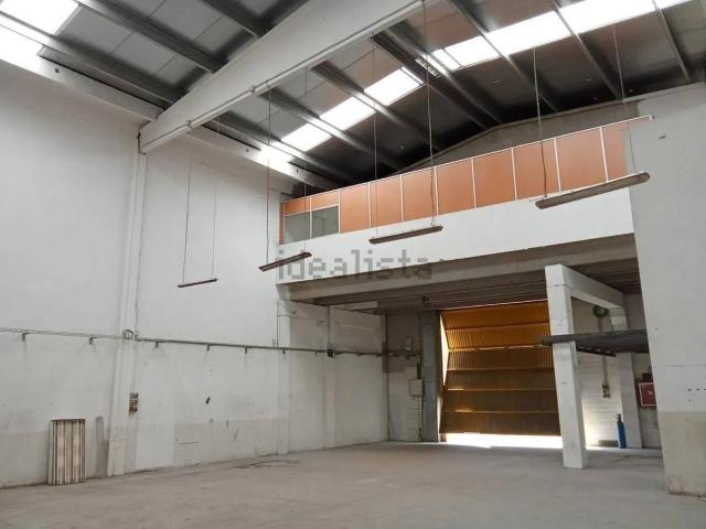 Nave industrial en Alquiler en Montornès del Vallès