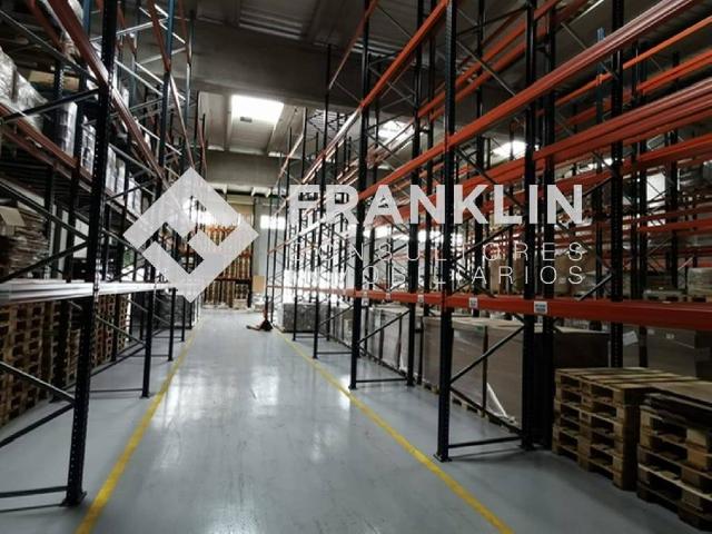 Nave industrial en Alquiler en Montornès del Vallès