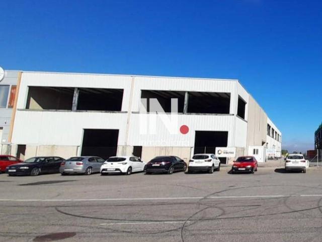 Nave industrial en Alquiler en Magraners