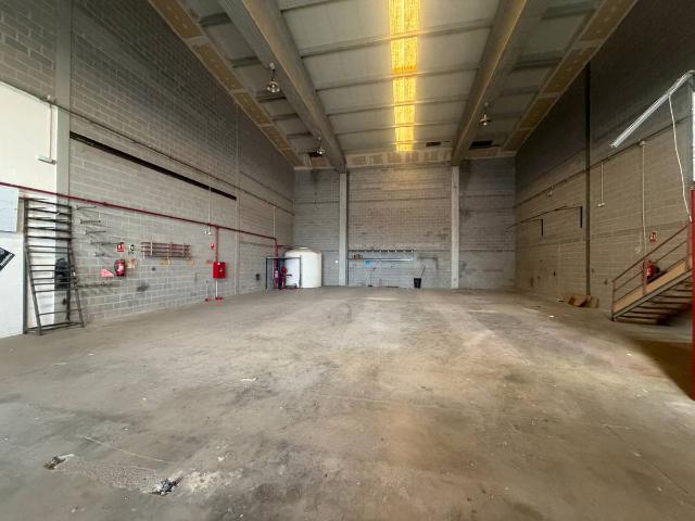 Nave industrial en Alquiler en Magraners