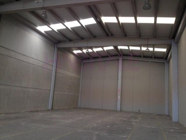 Nave industrial en alquiler en Massanassa