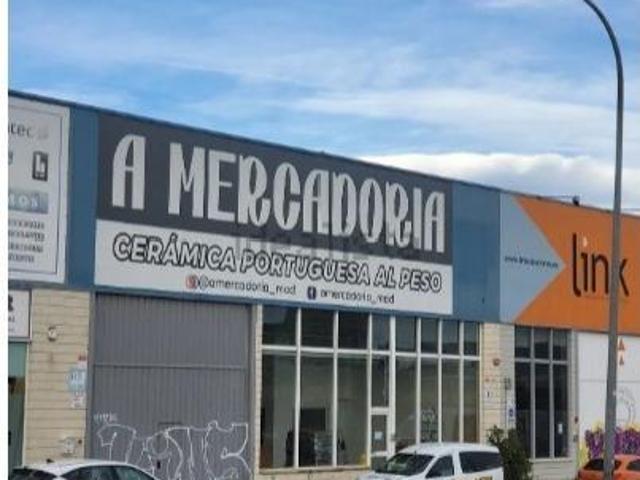 Nave Industrial en Alquiler en Noáin | 580 m2 | Fachada 12 m