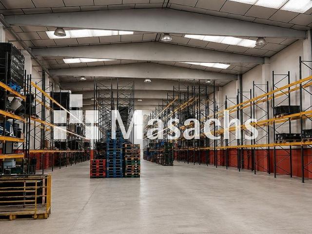 Nave industrial en alquiler en Sabadell, de 4.535 m² por 20.000