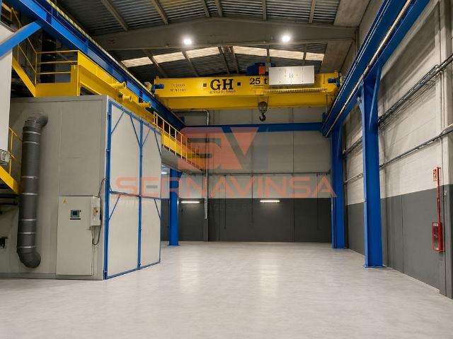Nave industrial en alquiler en Sabadell, de 700 m² 1 habitación por 3.500