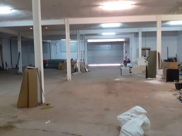 Nave industrial en alquiler en Sant Boi de Llobregat, de 1.340 m² 3 habitaciones por 2.500